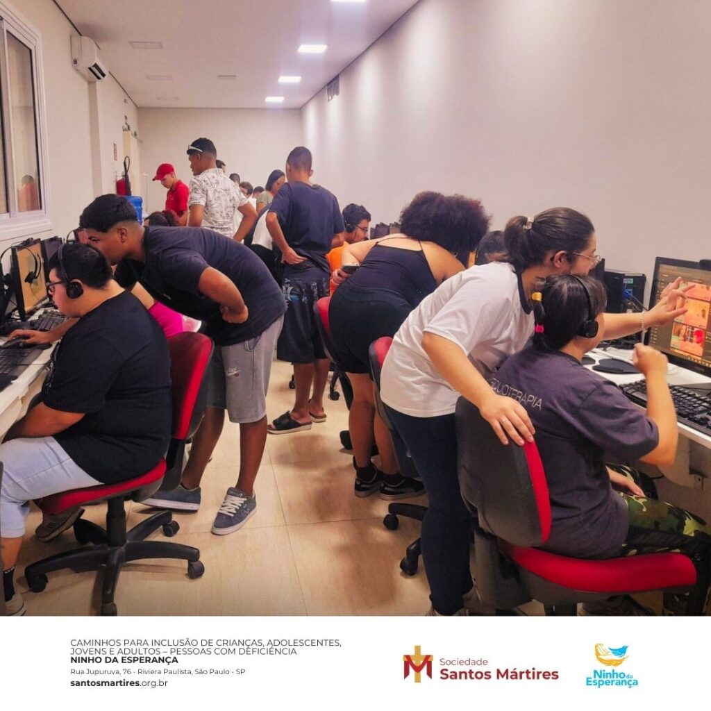 Integração entre Jovens Promove Inclusão com Atividades de Informática e Panificação. Foto: Acervo/Sociedade Santos Mártires