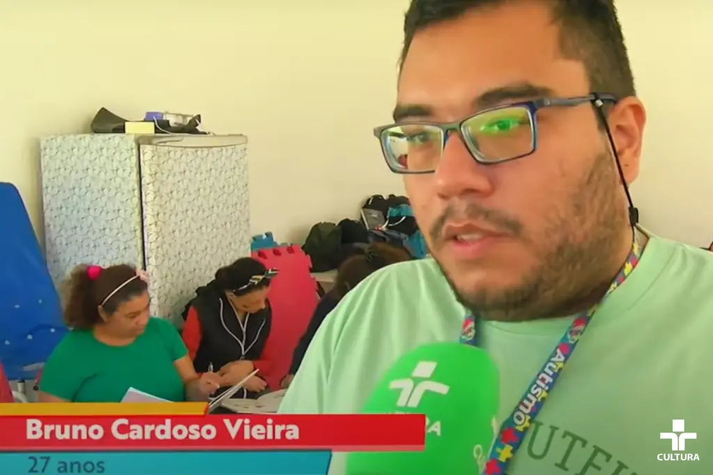 Leitura, Fantasia e Inclusão: Uma Visita que Tocou Corações no Ninho da Esperança